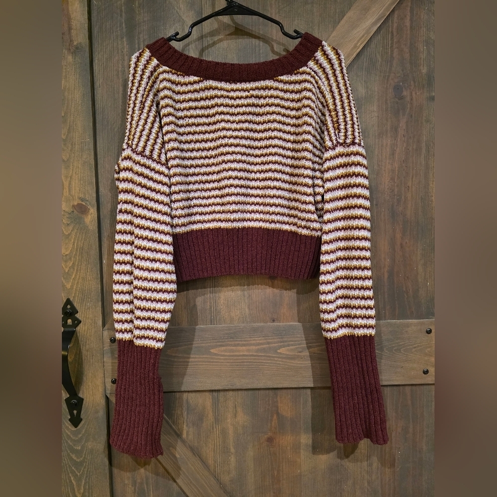 Pink Rose Burgundy, White, Pink, & Gold Striped V-Neck Sweater Size Large - Picture 3 of 3